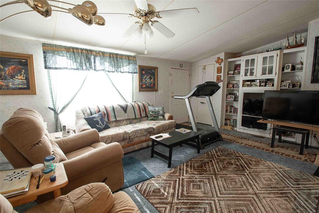 Hickory Hills - Residential