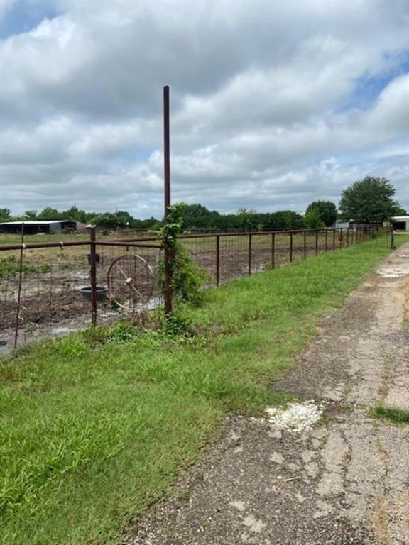 1.51 Acres Fm-2736