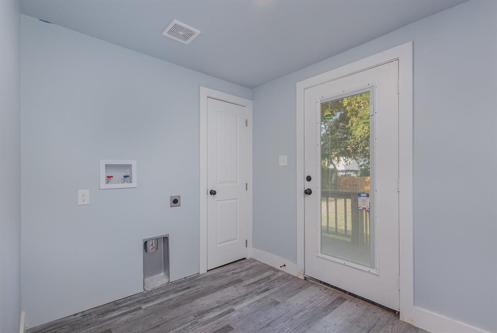 SUNSET HILL - Residential