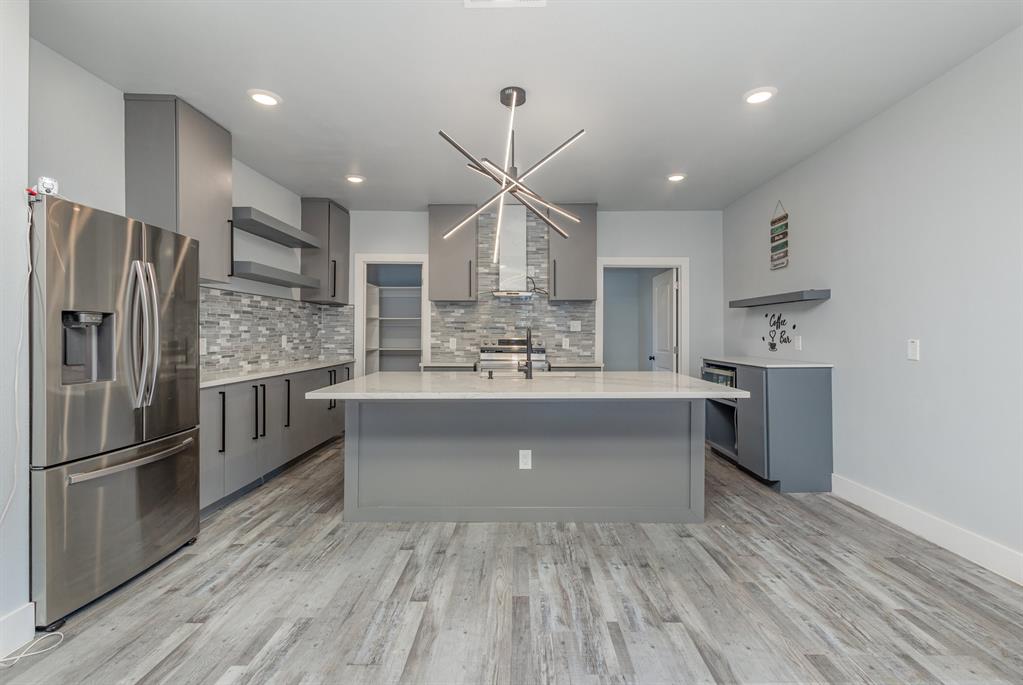 SUNSET HILL - Residential