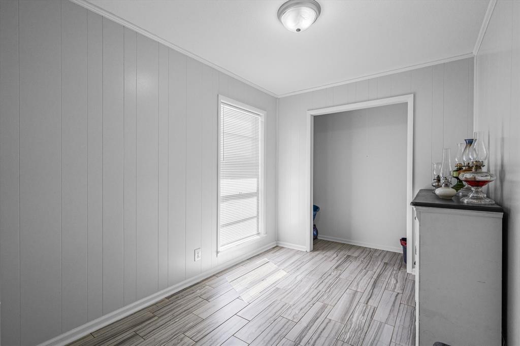 Acres 5.089, ABST: 765, SUR: J SALINGUA - Residential