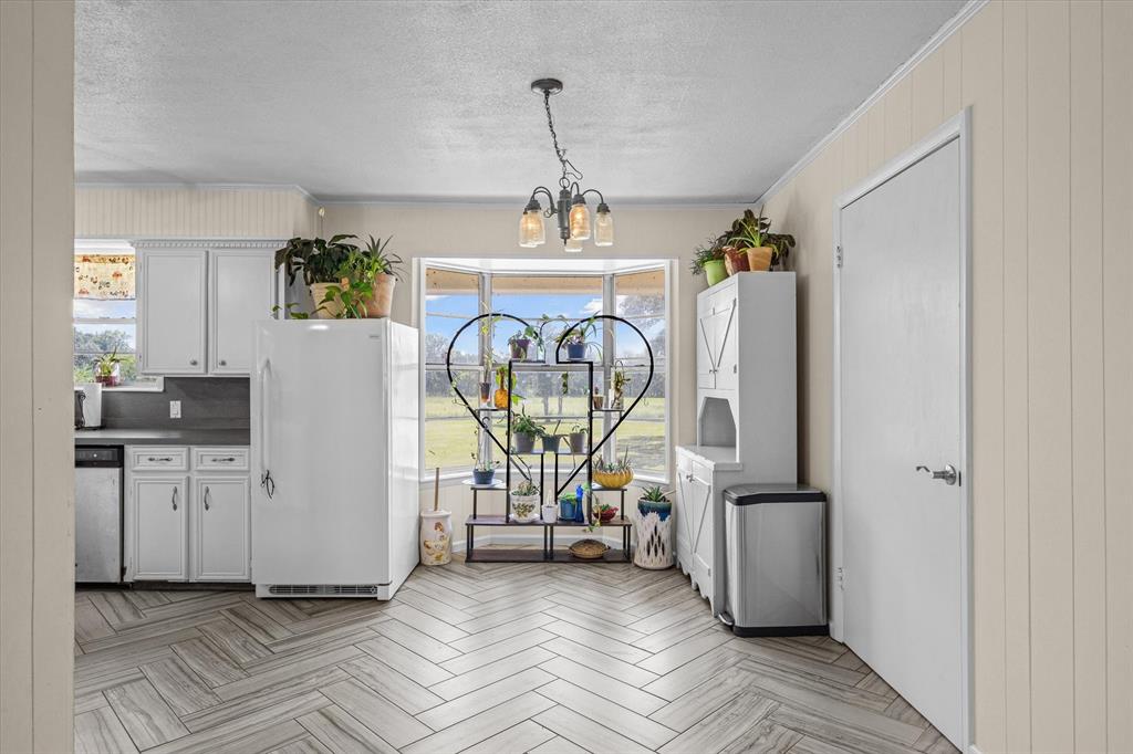 Acres 5.089, ABST: 765, SUR: J SALINGUA - Residential