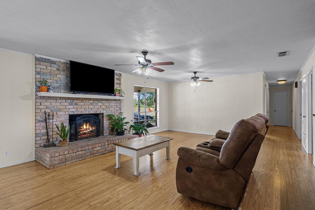 Acres 5.089, ABST: 765, SUR: J SALINGUA - Residential