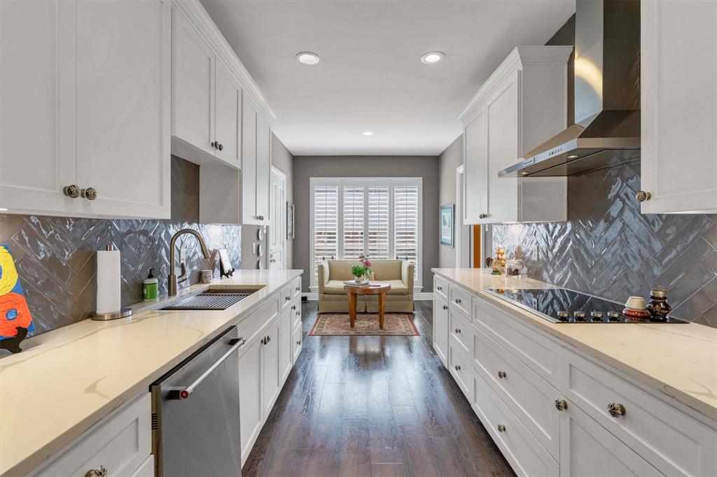 Imperial House Condos - Residential