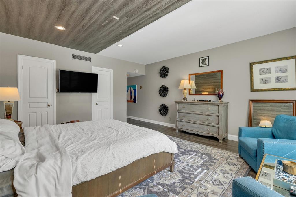 Imperial House Condos - Residential