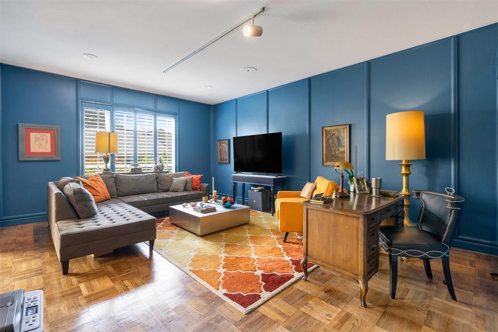 Imperial House Condos - Residential