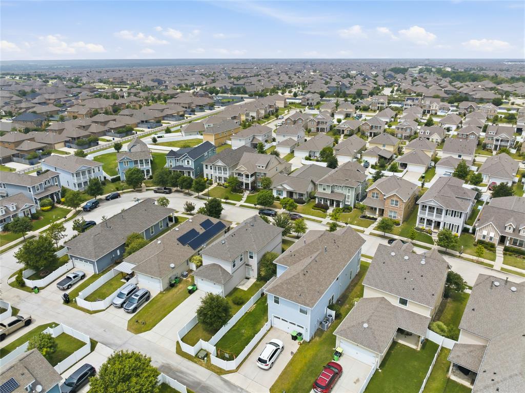 Azalea Village At Savannah Pha - Residential