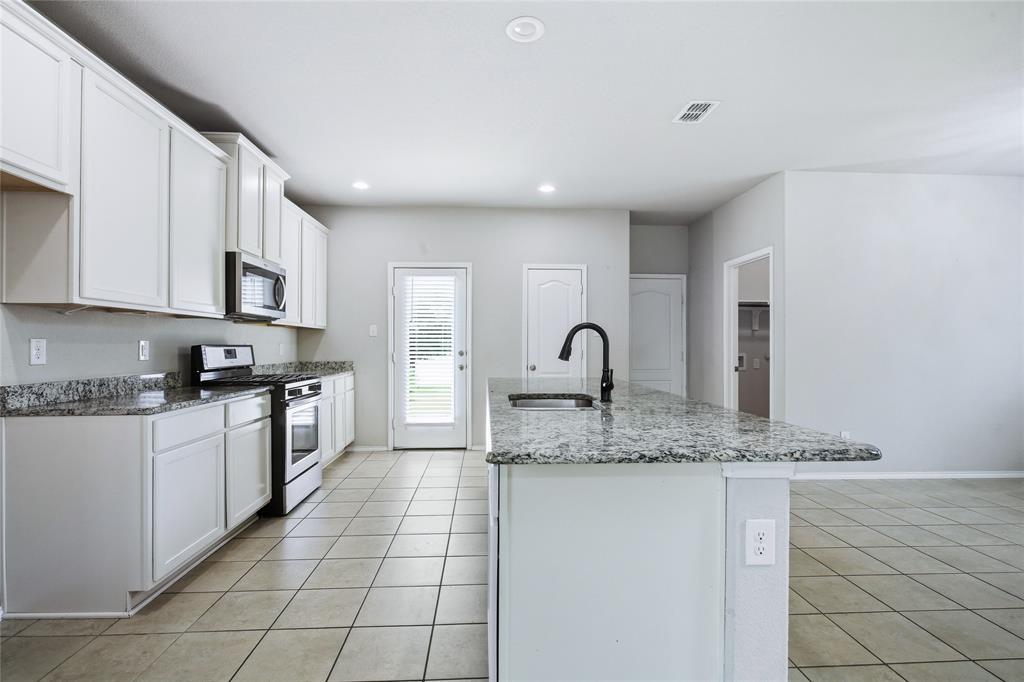 Azalea Village At Savannah Pha - Residential