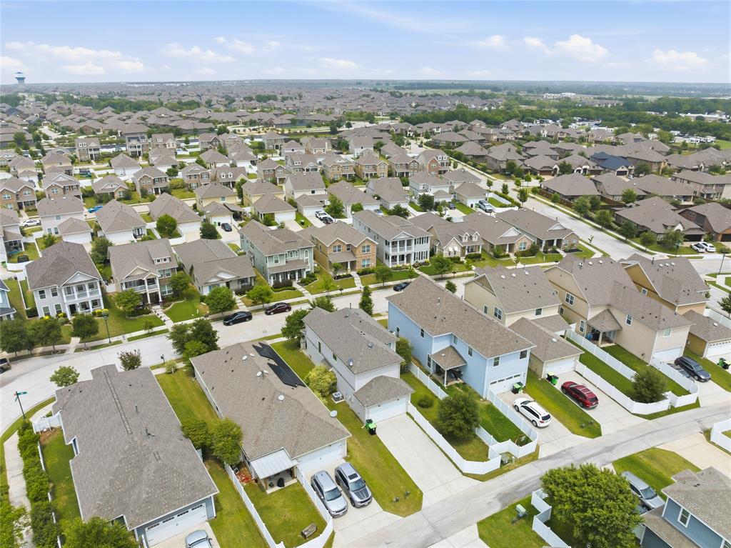 Azalea Village At Savannah Pha - Residential