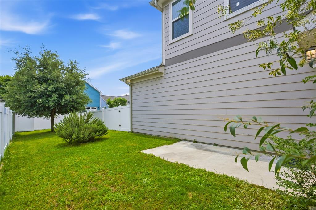 Azalea Village At Savannah Pha - Residential