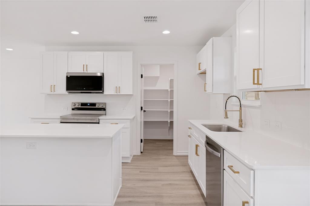 House Arthur H - Residential