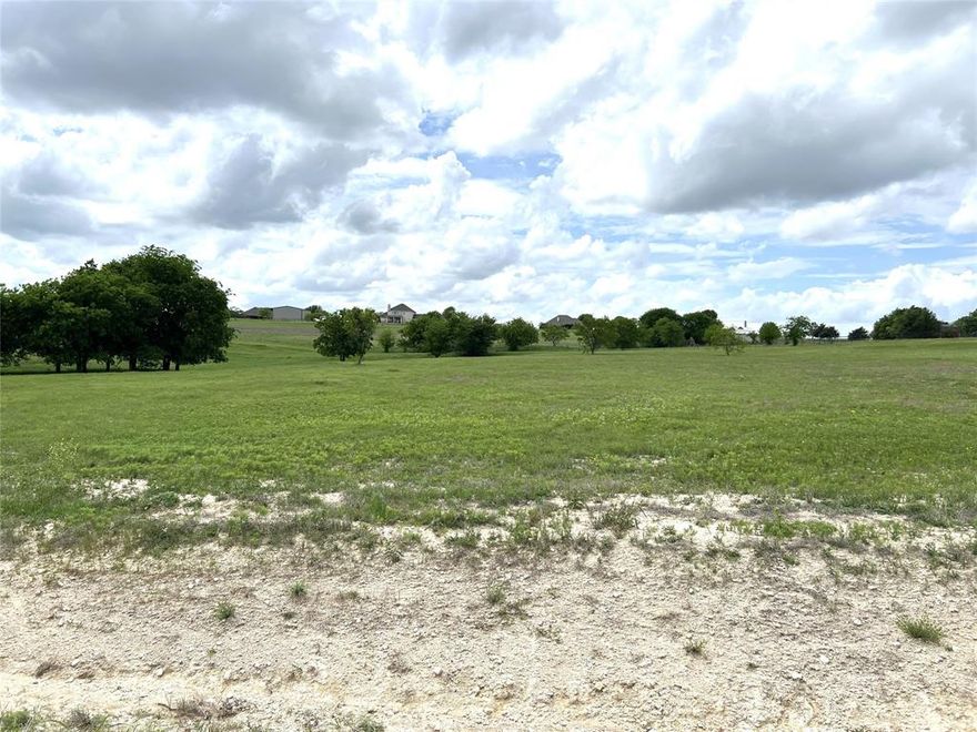 Come & build your dream home on this beautiful lot in the highly sought after Aledo ISD! Ideally located just 15 minutes to Fort Worth, 15 minutes to downtown Weatherford and 30 minutes to DFW Airport. This property offers a unique blend of natural landscapes with beautiful water features, rolling terrain, and various elevations, presenting a perfect canvas for your dream home. The property's topography provides a picturesque base for designing a home that fully utilizes the natural contours and panoramic views of the property.  AT&T Internet being installed.  Propane tanks must be buried to keep the property uncluttered.

With its proximity to both Fort Worth & Weatherford, you have the convenience of city amenities like shopping, dining, and entertainment just a short drive away, while still enjoying the tranquility and privacy that country living provides.

Lakeridge Ranches offers a rare blend of convenient location and natural beauty. Don’t miss this unique opportunity!!