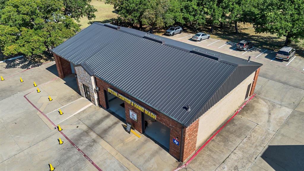 1655 Keller Parkway