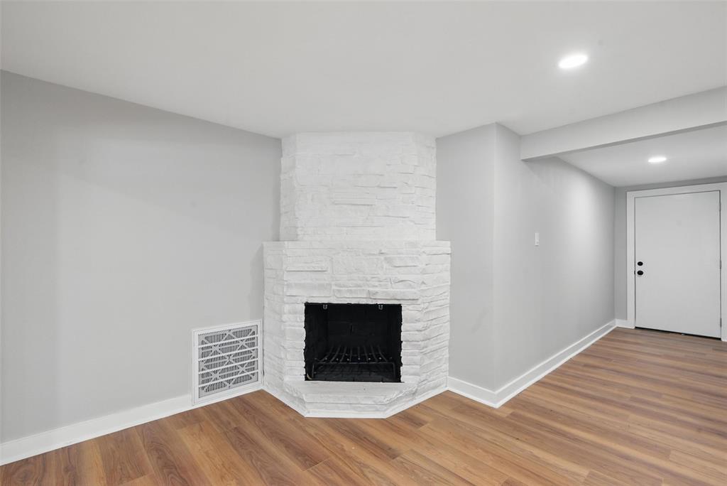 1220 Brittany Lane