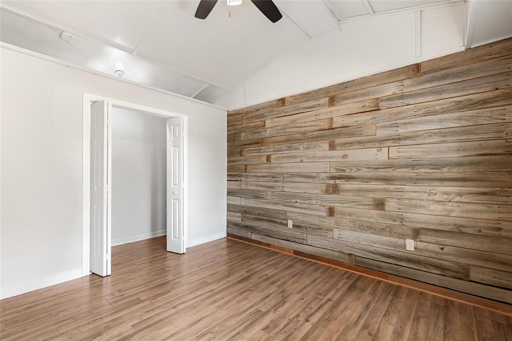 J C Brown Surv Abs #1040 - Land