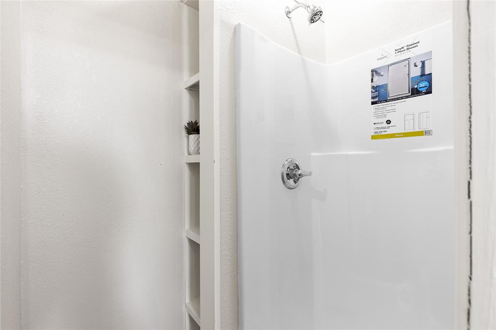 J C Brown Surv Abs #1040 - Land