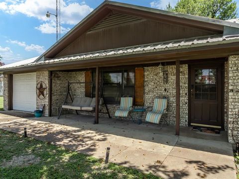 Tiny photo for 188 County Road 345, Rosebud, TX 76570 (MLS # 21341289)