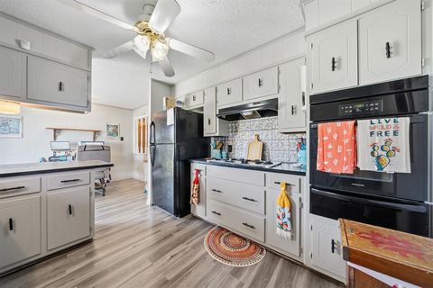 Tiny photo for 188 County Road 345, Rosebud, TX 76570 (MLS # 21341289)