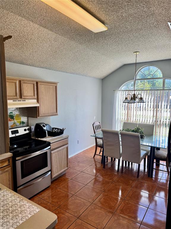 5536 Creekridge Drive