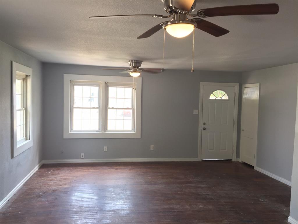 136 W Brown Street