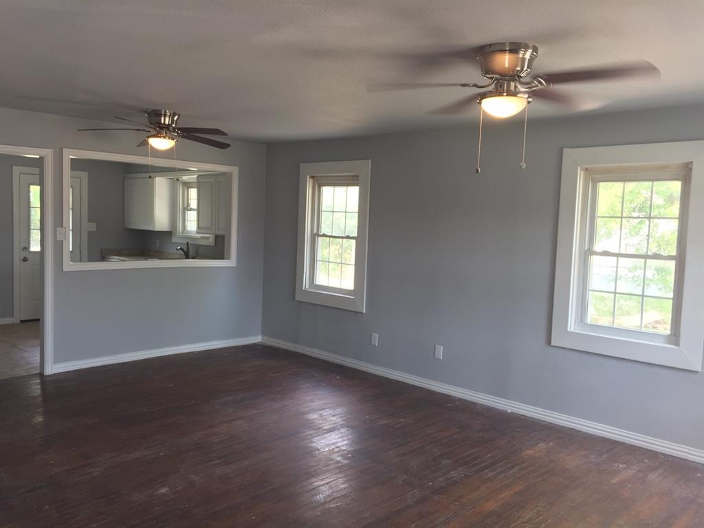 136 W Brown Street