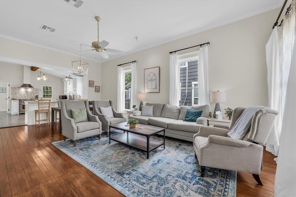 2811 Washington Avenue