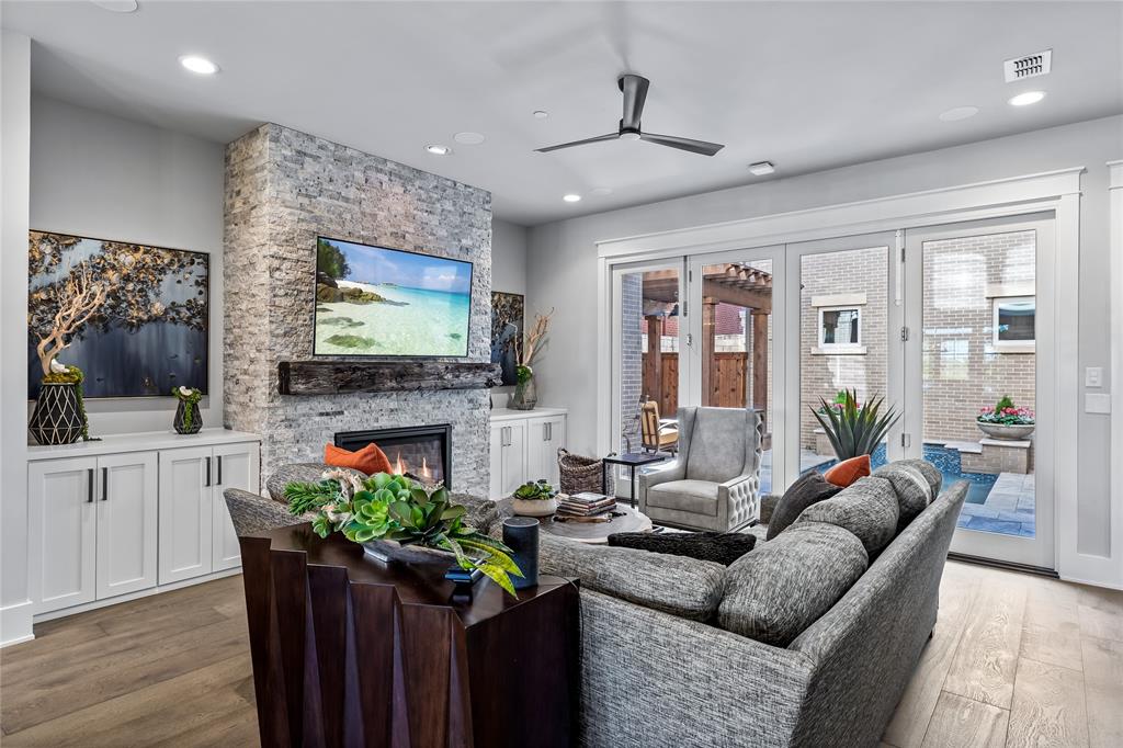 Brownstones Ph C - Residential