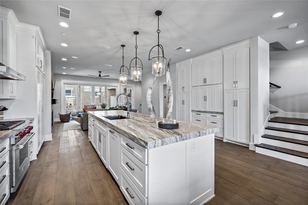 Brownstones Ph C - Residential