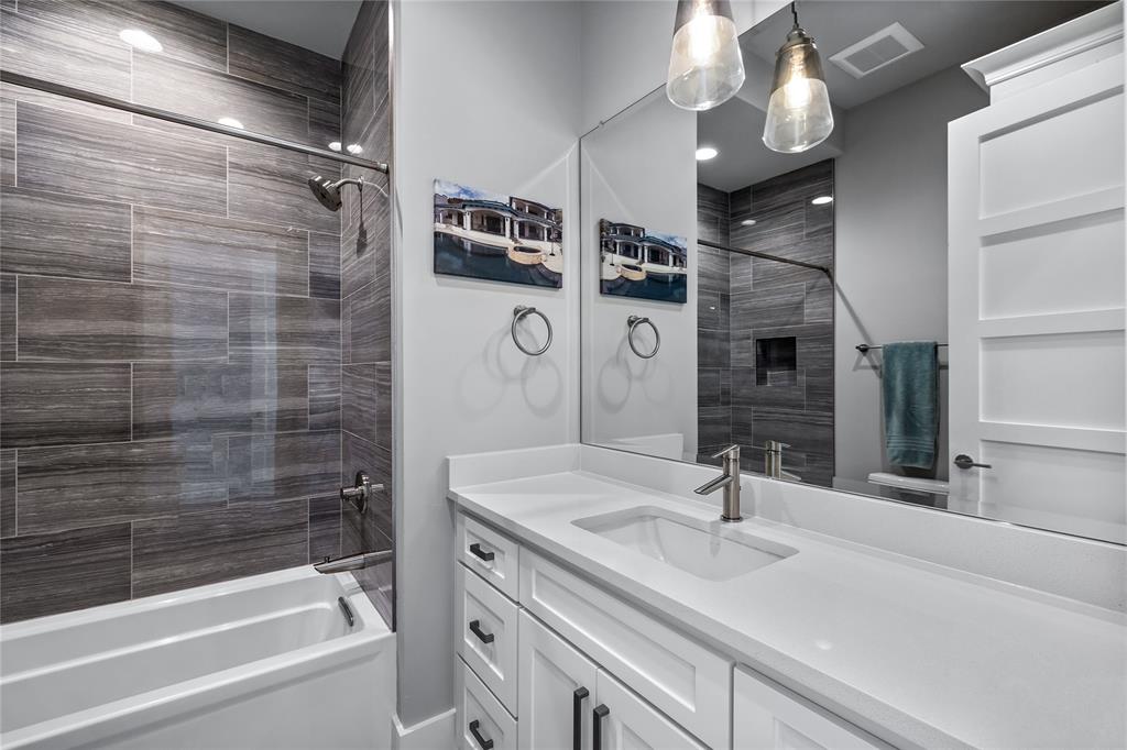 Brownstones Ph C - Residential