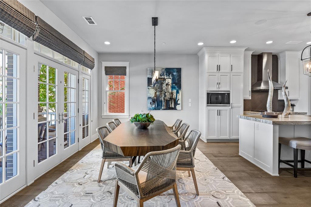 Brownstones Ph C - Residential