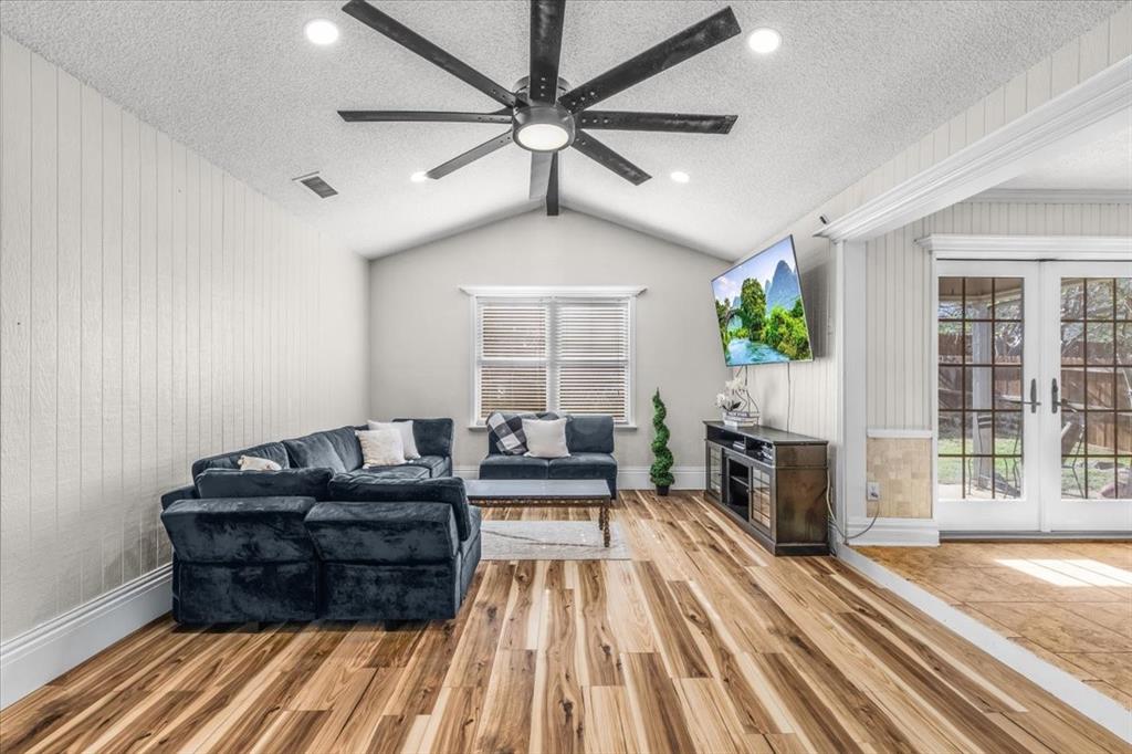 Indian Oaks Estates - Residential