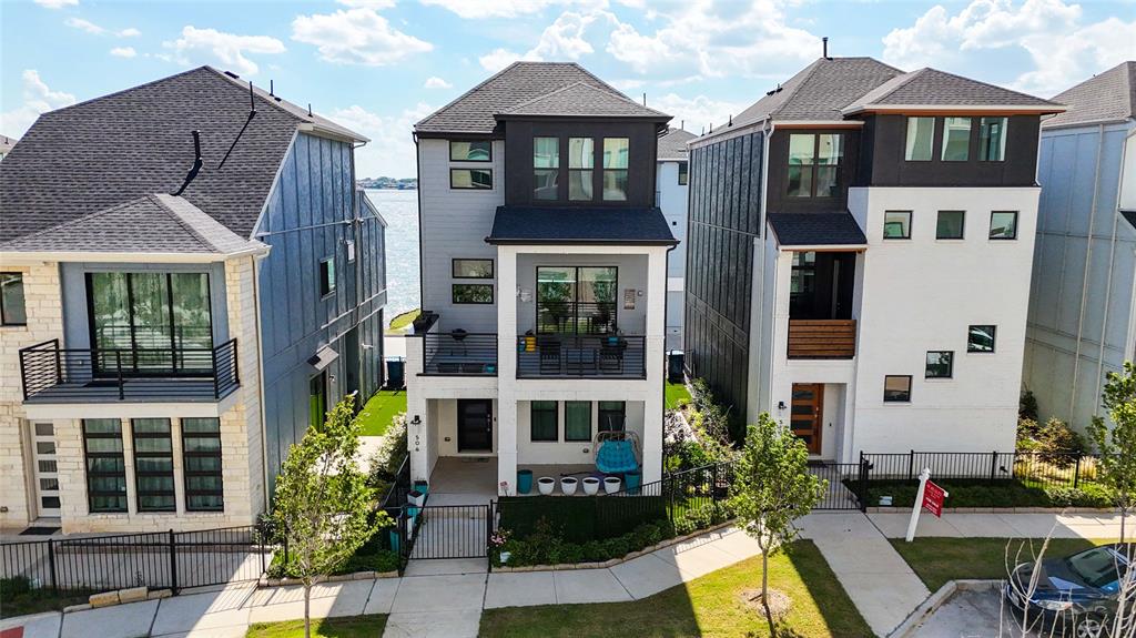 Sapphire Bay - Residential
