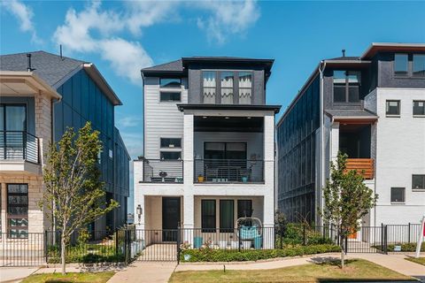 Photo of 506 Winners Circle, Rowlett, TX 75088 (MLS # 21230663)