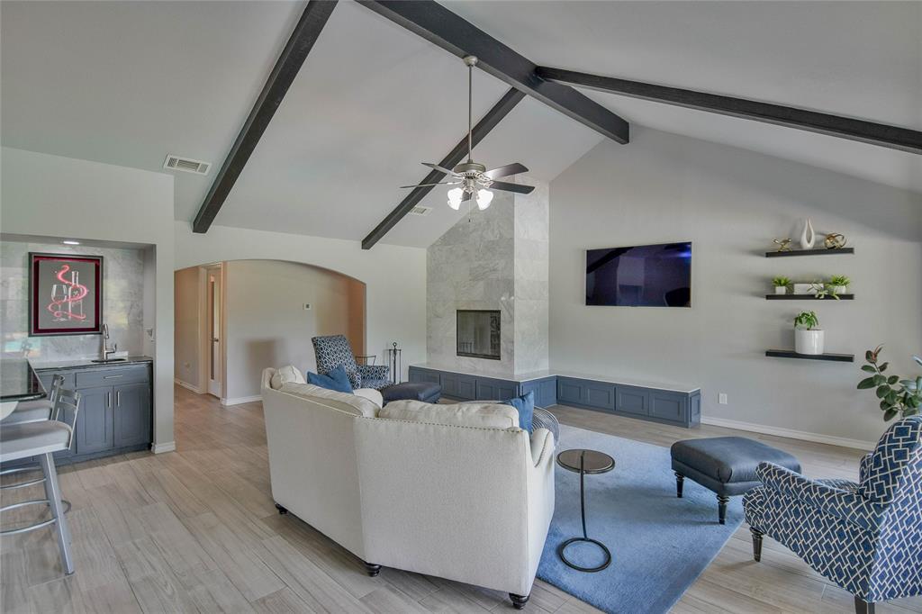 Decordova Bend Estate - Residential