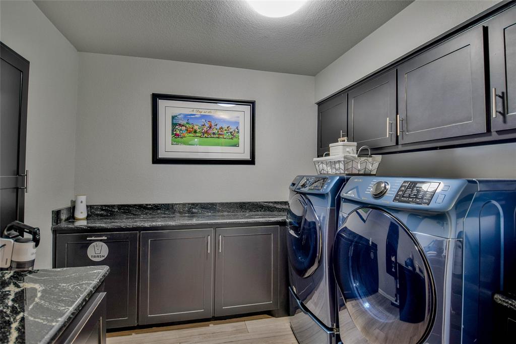 Decordova Bend Estate - Residential