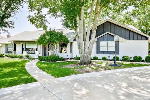 6101 W Choctaw Court Granbury TX 76049