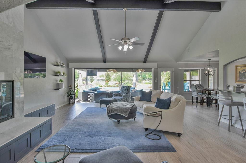 Decordova Bend Estate - Residential