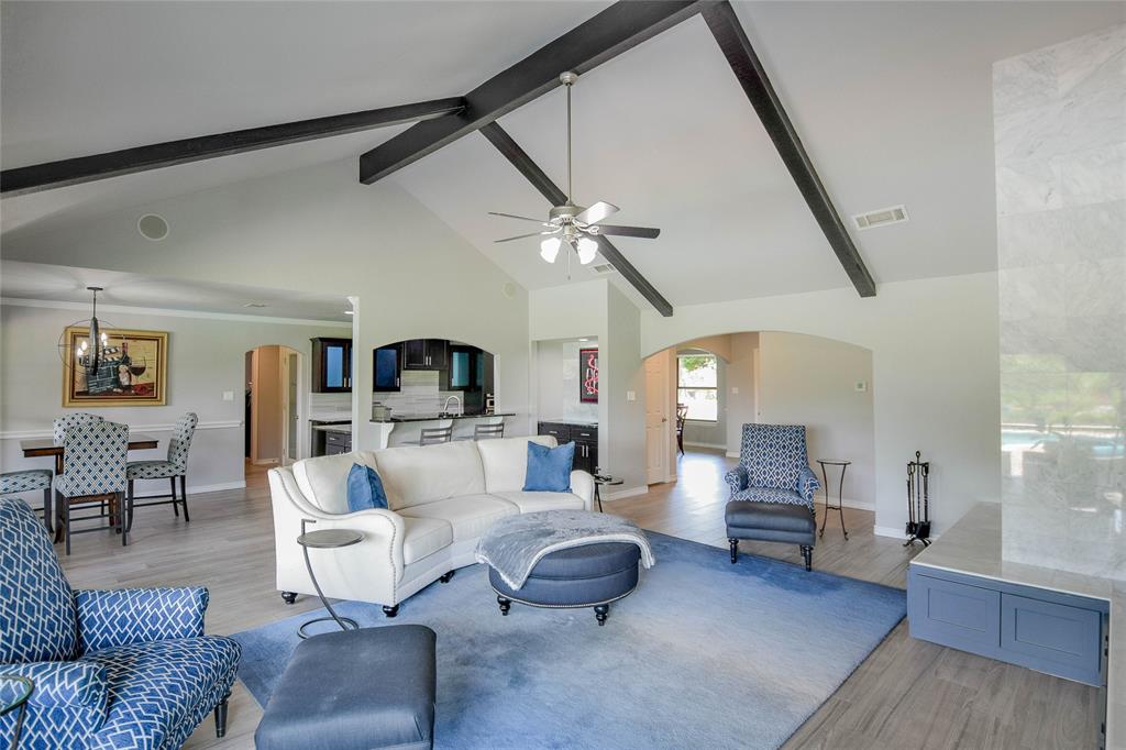 Decordova Bend Estate - Residential