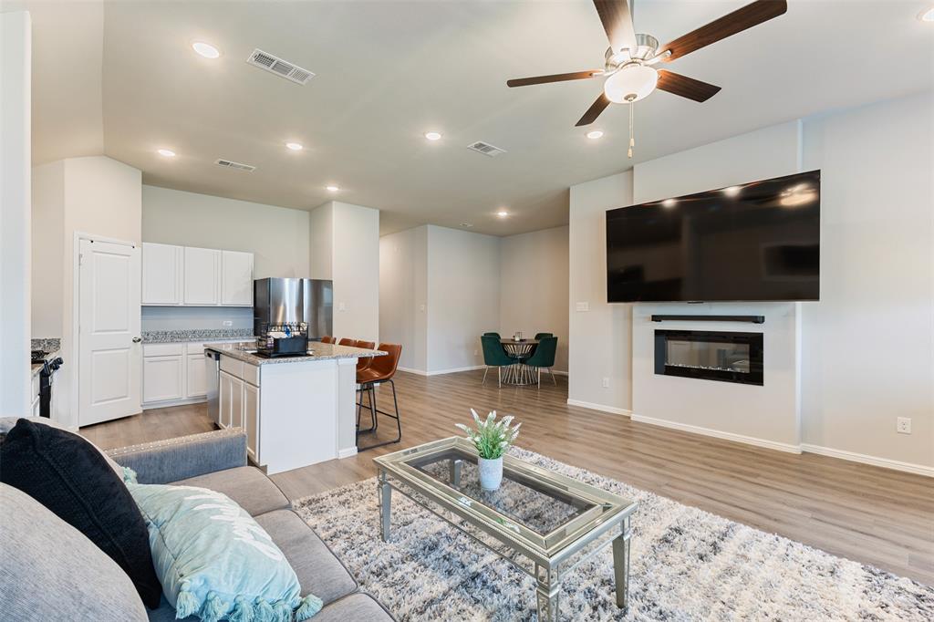 Prairie Rdg Ph 7 - Residential Lease