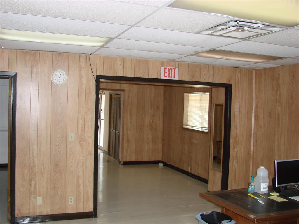 Hunt Csl - Commercial Sale