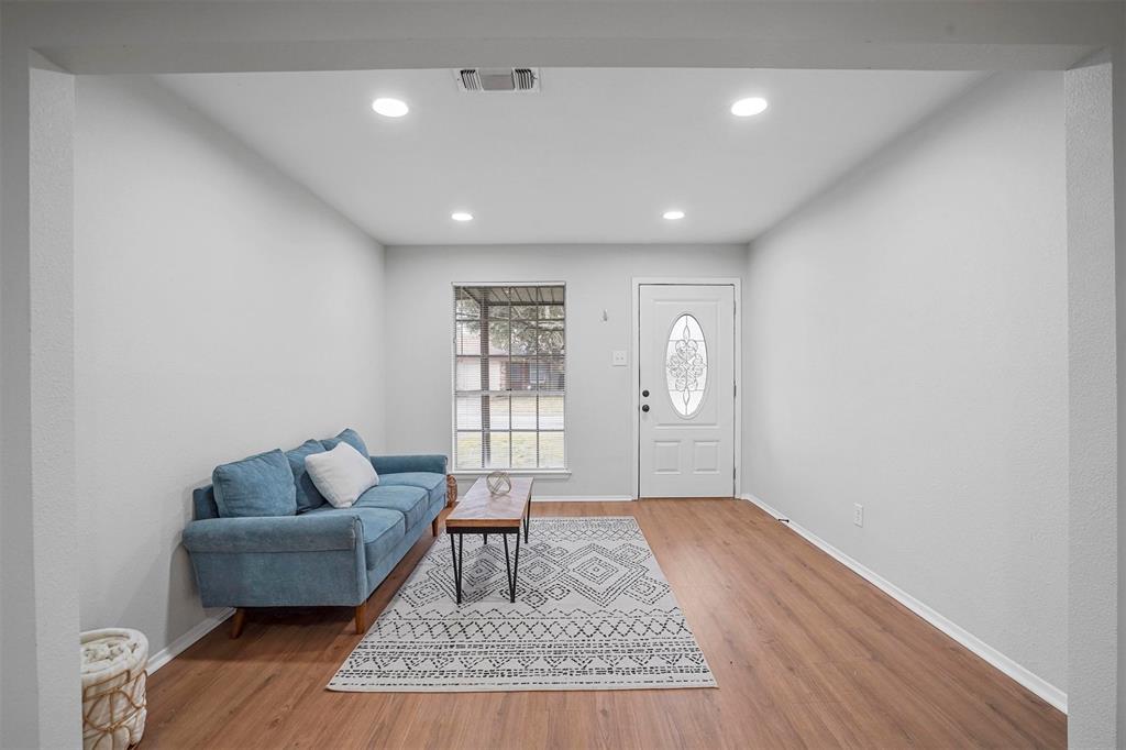 209 NW Jill Ann Drive
