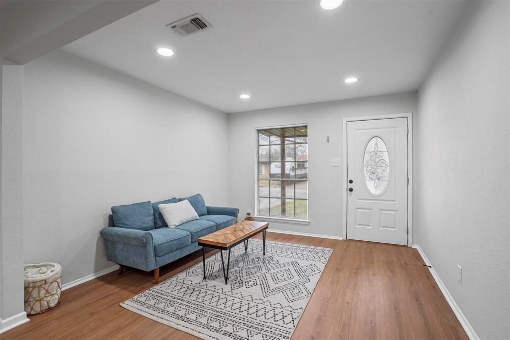 209 NW Jill Ann Drive