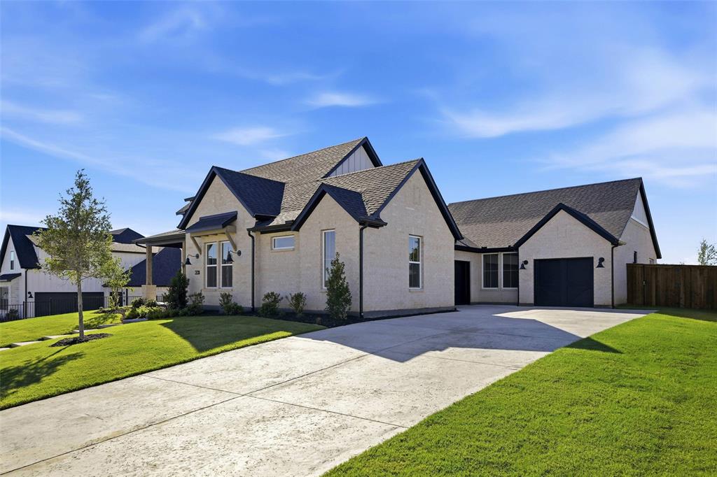 806 Feathergrass Court E