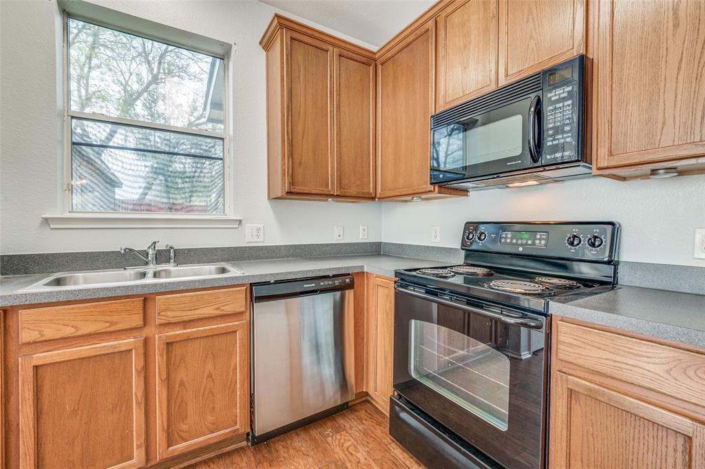 Photo 10 of 31 of 10729 Traymore Drive house