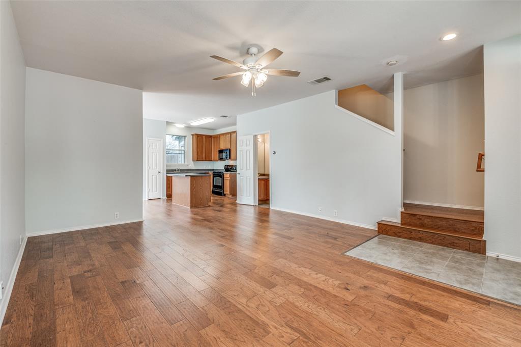 Photo 4 of 31 of 10729 Traymore Drive house