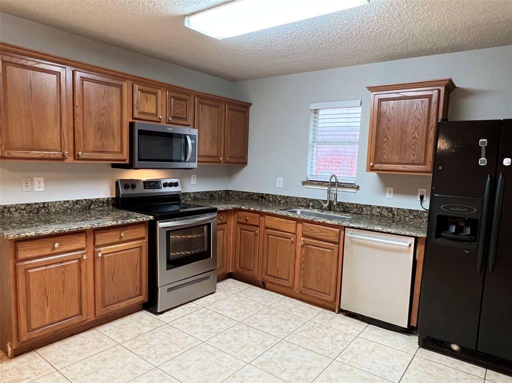 Lakes Of River Trails Add - Residential Lease