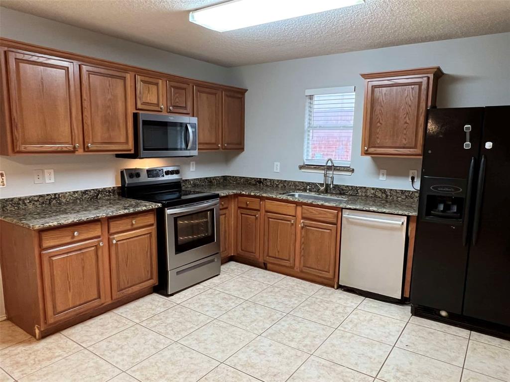 Lakes Of River Trails Add - Residential Lease