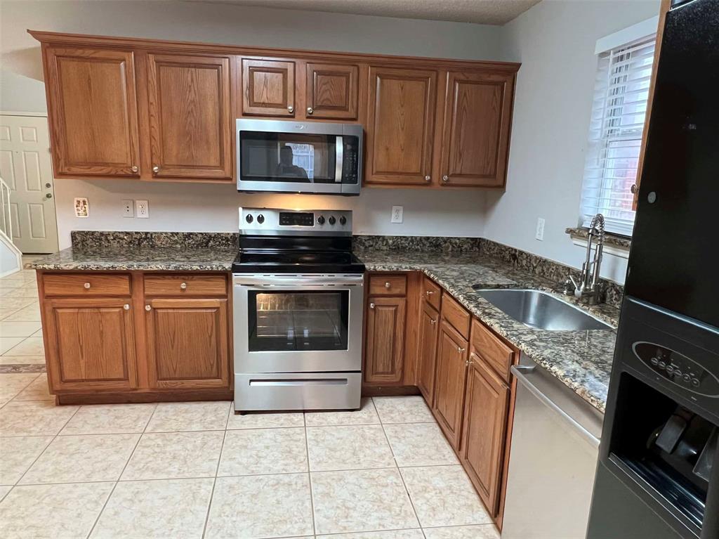 Lakes Of River Trails Add - Residential Lease