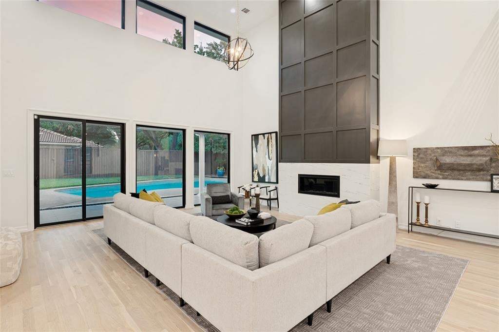 4347 Royal Ridge Drive