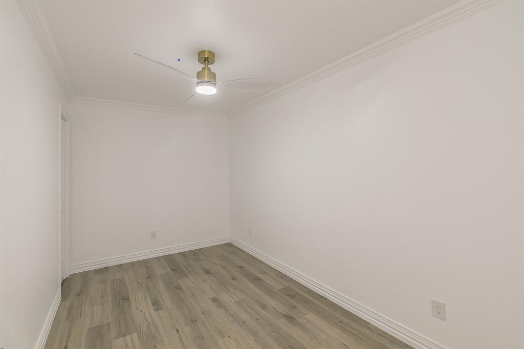 Cedar Heights Acreage - Residential